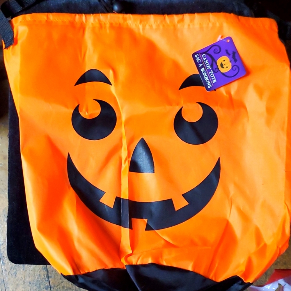 🎃 CANDY TOTE 🎃